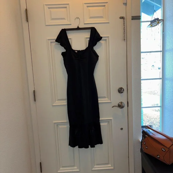 Spandex Pinup Black Wiggle Dress, Sweetheart Neck LG (rns small) by Lolita Girl - Picture 4 of 11